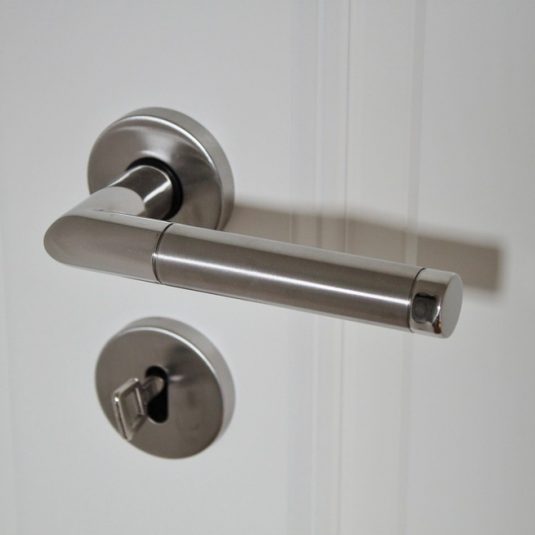 door-handle-625942_960_720 door-handle-625942_960_720
